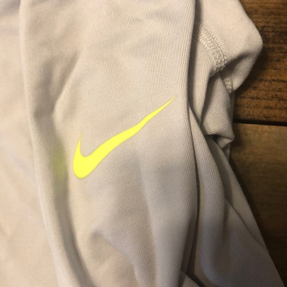 Quarter zip - Picture 3 of 3